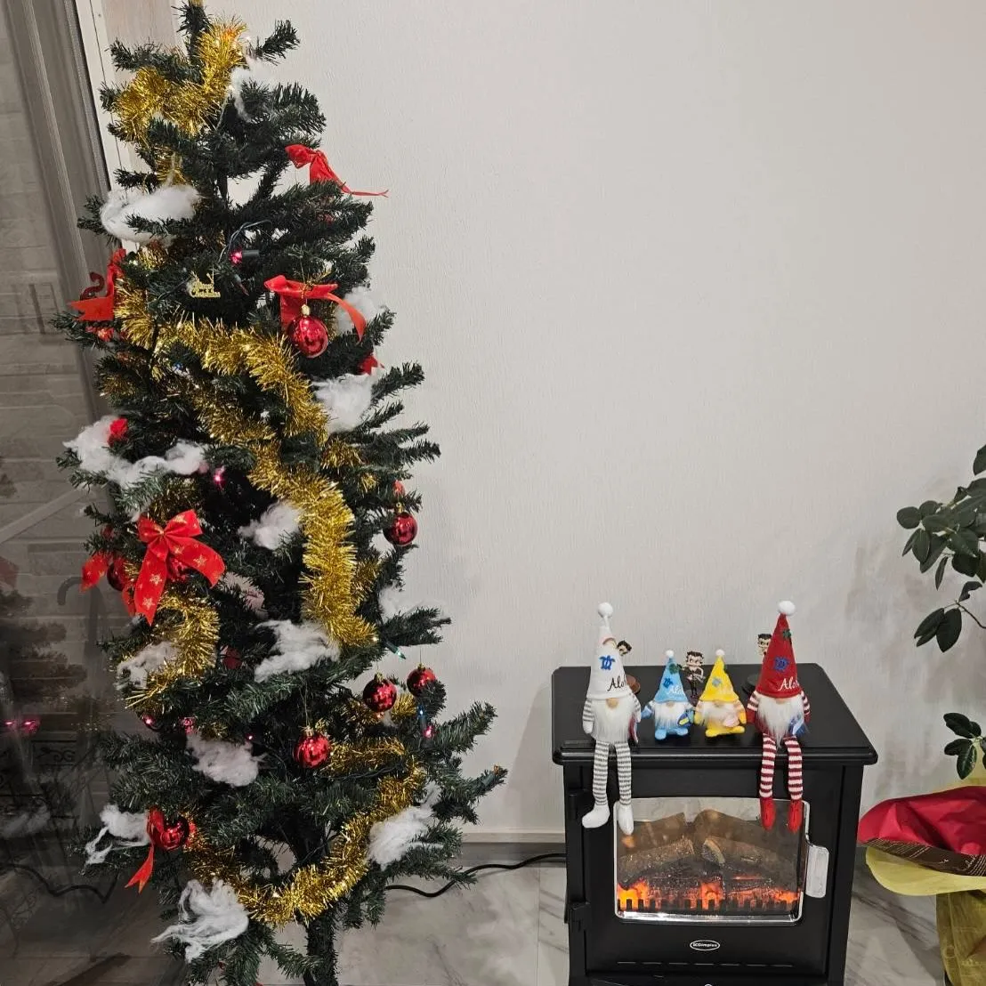 店内クリスマス仕様になりました🎄🎅🌟